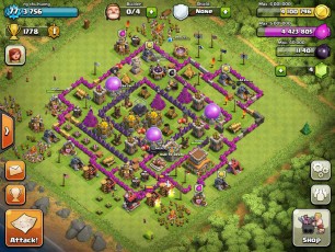 Clash of Clans Town Hall Level 8 Hybrid Base